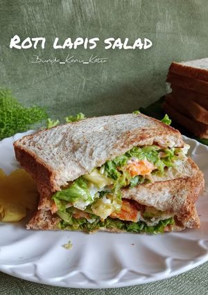 Foto resep Roti Lapis Salad