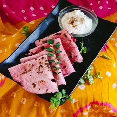 A picture of Beetroot paratha.