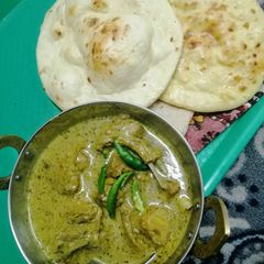 A picture of Naan.