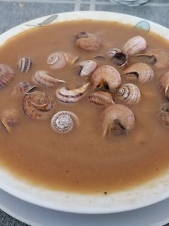 Una foto de Cabrillas en salsa