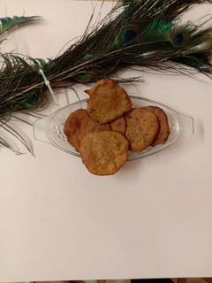 બાજરી ના વડા (Bajri Vada Recipe In Gujarati) રેસીપી મુખ્ય ફોટો