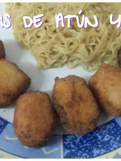 Una foto de Croquetas de atún y quesitos