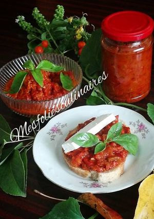Une photo de Pinđur - sauce de légumes
