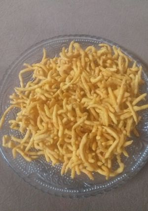 स्पाइसी सेव (Spicy Sev recipe in Hindi) रेसिपी मुख्य फोटो