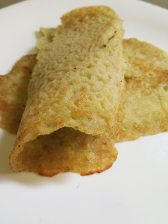 Una foto de Panqueques filosóficos con "descartes" de masa madre sin gluten y veganos