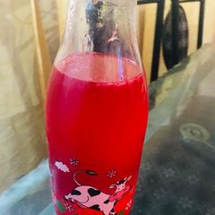 A picture of Jam e shirin lemonade.