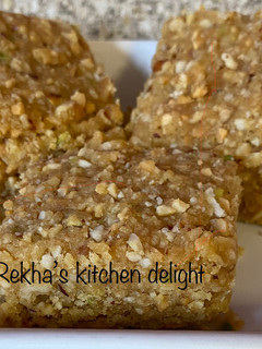 A picture of Peanut fudge (mandavi pak).