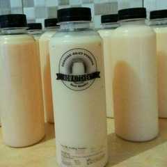 รูปของ Simple Puding Sedot 4 Varian - Silky Milky Ever (Step By Step)