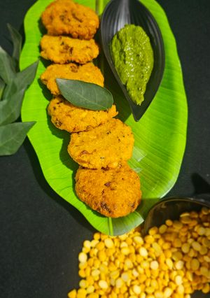 A picture of Parripu vada (kerala snacks).
