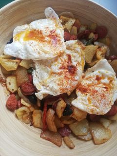 Una foto de Papas a lo pobre