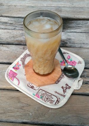 Foto resep Es Teh Yakult