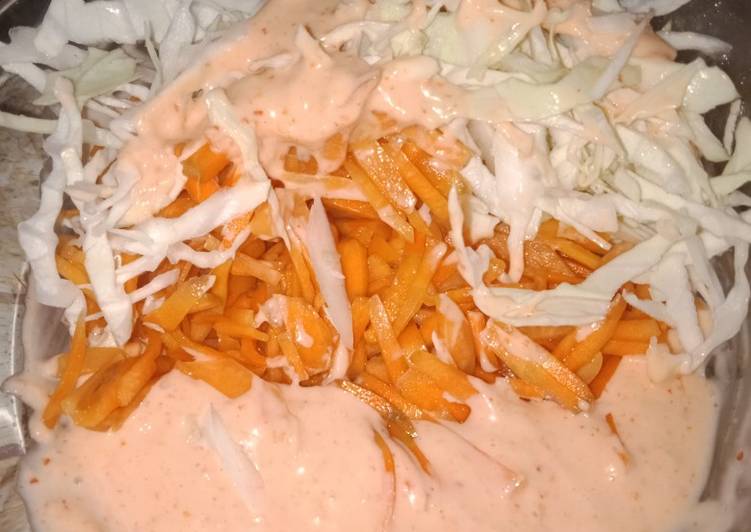 Langkah Mudah Menyiapkan Salad sayur ala-ala hokben Enak