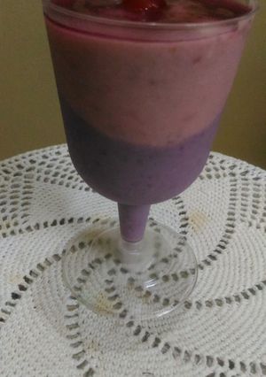 A picture of Twin Fruity Lassi.