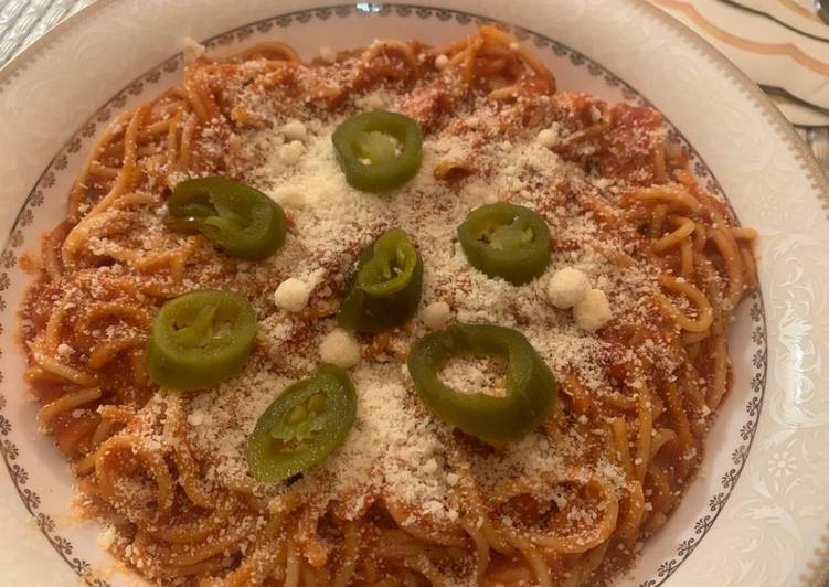 Recipe of Quick Spaghetti in red sauce