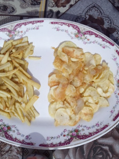 फलाहारी फ्रेंच फ्राइज़(falahari french fries recipe in hindi) रेसिपी मुख्य फोटो