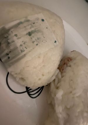 صورة لوصفة كرات الارز اليابانيه 🍙🍙