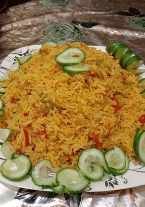 A picture of Spicy Schezwan Fried Rice 🍚🍛.