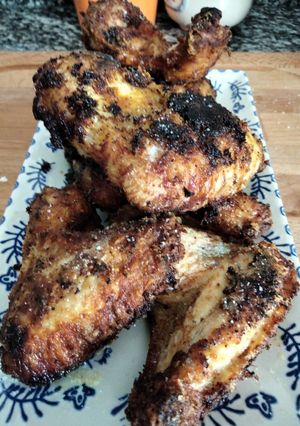 Una foto de Alitas de pollo marinadas