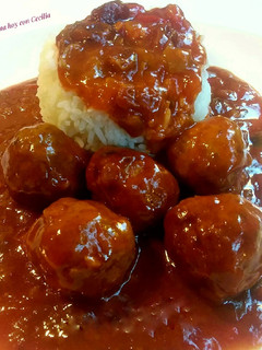 Una foto de Albóndigas con especias y salsa dulce picantita