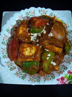 पनीर टिक्का मसाला करी (paneer tikka masala curry recipe in Hindi) रेसिपी मुख्य फोटो