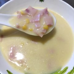 A picture of Creamy Chicken Soup.
