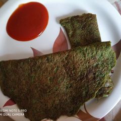 A picture of Moong dal chilla.