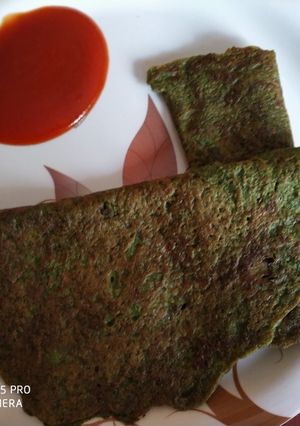 A picture of Moong dal chilla.