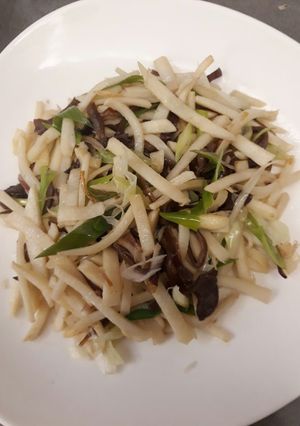 Foto resep Tumis rebung jamur kuping