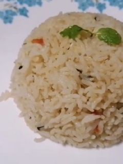 பொன்னி அரிசி தேங்காய் பால் பிரியாணி (Ponni arisi thenkaai paal biryani recipe in tamil) செய்முறை முக்கிய புகைப்படம்