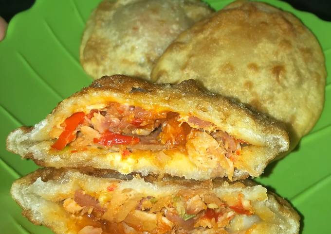 Cireng isi ayam pedas