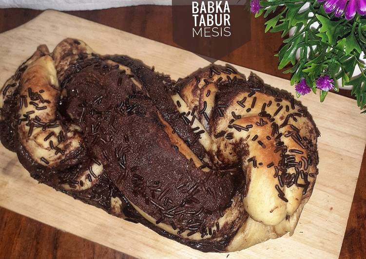 Babka Tabur Mesis