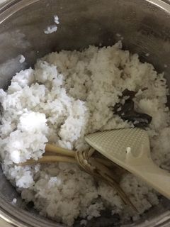 Foto resep Nasi liwet magic com