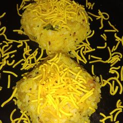 A picture of Kacche Aam ke chawal.