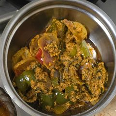 A picture of Dahi Capsicum.