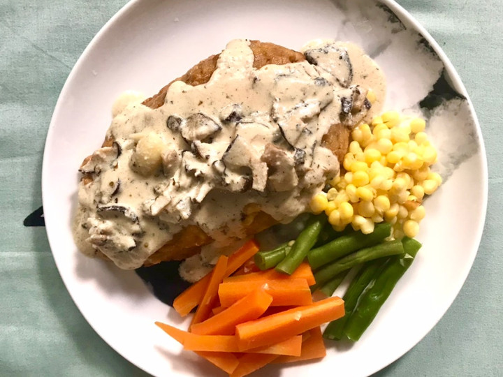 Resep Steak Tempe With Mushroom Sauce yang Enak Banget