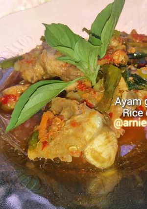 Foto resep Ayam garo rica / ayam rica rica kemangi ricecooker ala anak kost