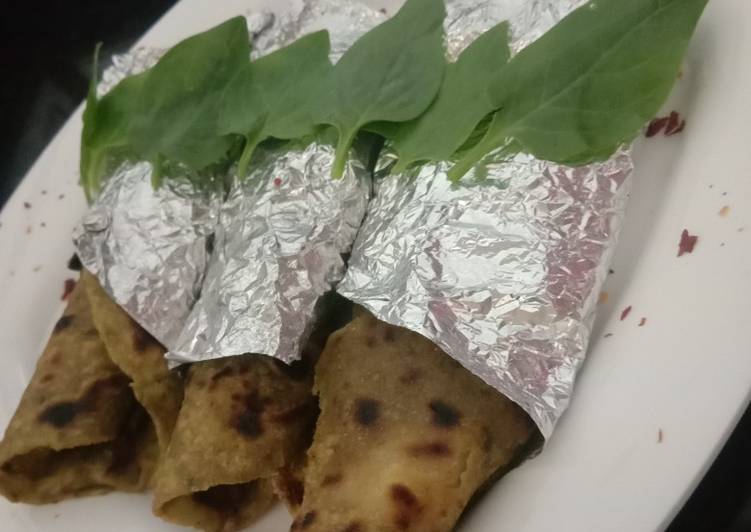 Palak Aloo Paratha