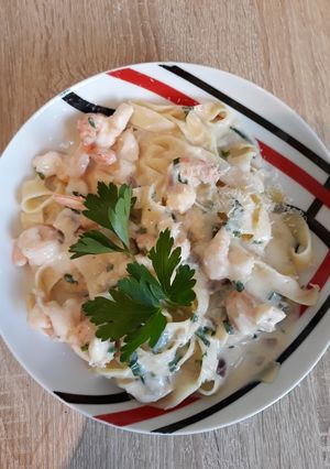Garnélás tészta parmezánnal recept fotója