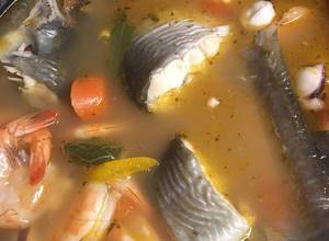 Caldo de pescado con camarones Receta de Misael Angel- Cookpad