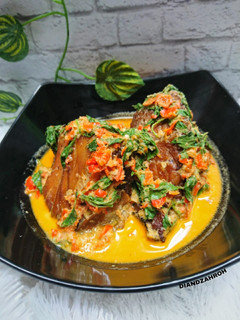 Foto resep Ikan pe kuah santan pedas (Ikan Pari)