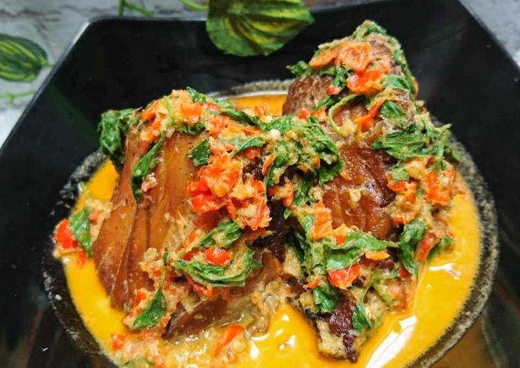 Resep Populer Ikan pe kuah santan pedas (Ikan Pari) Yummy Mantul