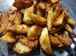 Una foto de Papas Rústicas en sartén essen