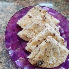 A picture of Shahi fulka bundeli fulka meethi roti dry fruits roti.