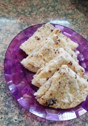 A picture of Shahi fulka bundeli fulka meethi roti dry fruits roti.
