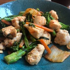 A picture of Chicken & Kimuchi stir fry 🔥🔥🔥.