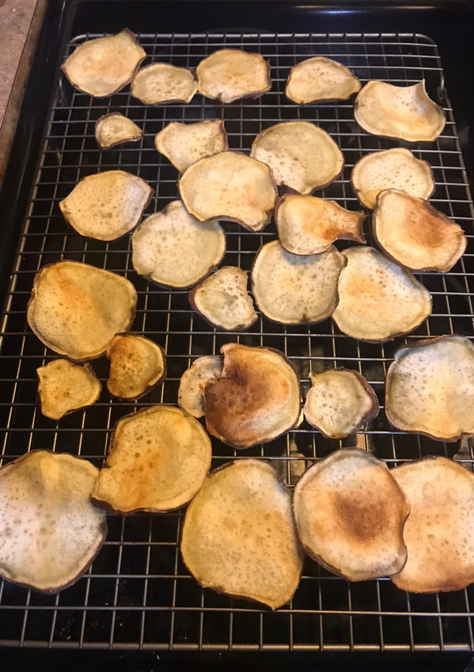 Una foto de Chips de plátano verde y batata