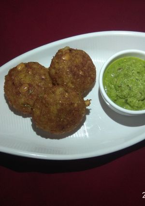 બટેટા સાબુદાણા ટીક્કી(sabudana tikki in Gujarati) રેસીપી મુખ્ય ફોટો