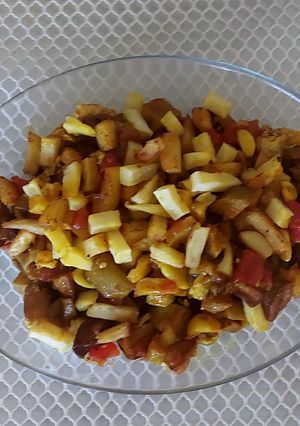 عکسی از دستور خوراک بادمجان و گوجه فرنگی