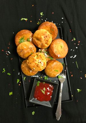 A picture of Savoury Popovers.