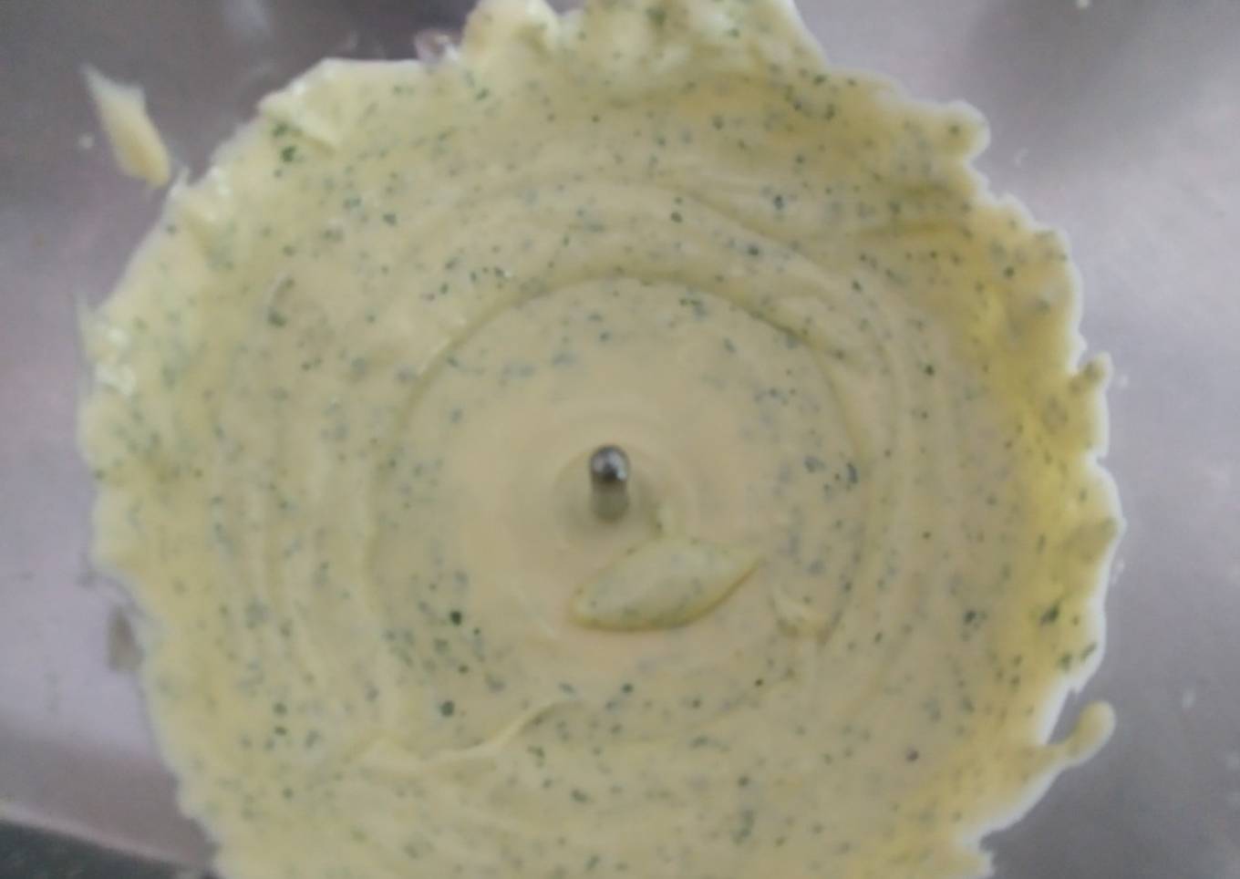 Mayonesa de albahaca y ajo